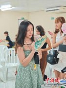 漆扇艺术惊艳第五届巴西帕州中国文化节